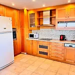 Greenhill&blue Sea *