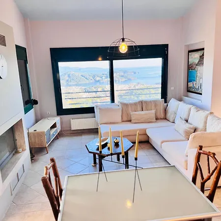 Greenhill&blue Sea *